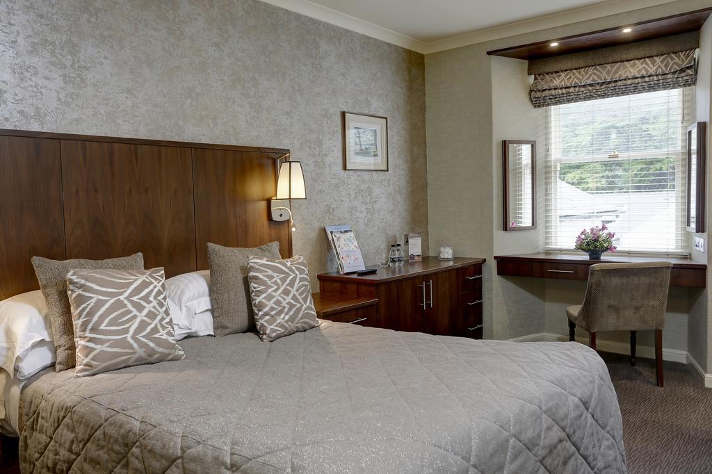Ambleside Salutation Hotel & Spa, World Hotel Distinctive Exterior photo